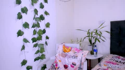 Snapshot of pocahontas_mcry chatting on 02.20.26 pocahontas online show from 02.20.26