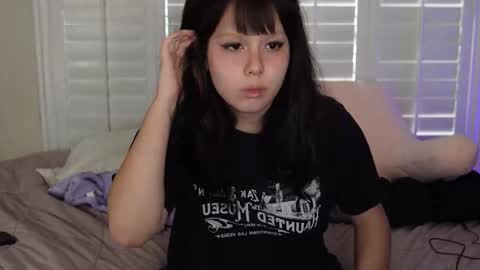 Snapshot of pokiepoki chatting on 02.01.26 jada online show from 02.01.26