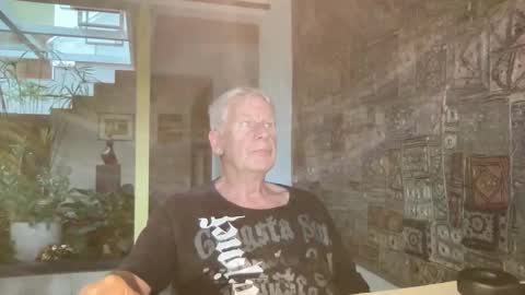 Paul online show from 05.04.26