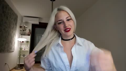 Kira online show from 11.03.25