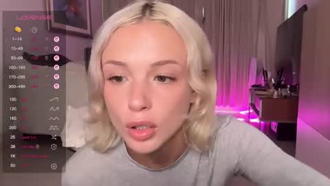 Snapshot of polino4ka69 chatting on 06.22.26 polino4ka69 online show from 06.22.26