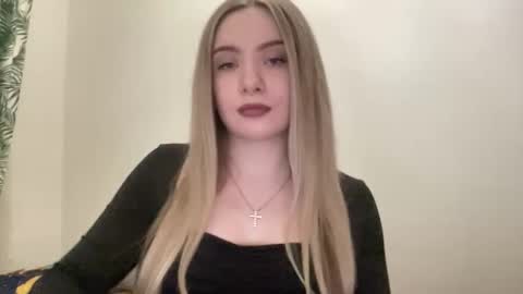 polishangel222 online show from 02.25.26