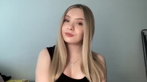 polishangel222 online show from 04.23.26