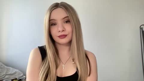 polishangel222 online show from 04.27.26