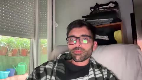 pollabeta online show from 10.18.25