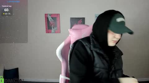 Polly online show from 10.03.25