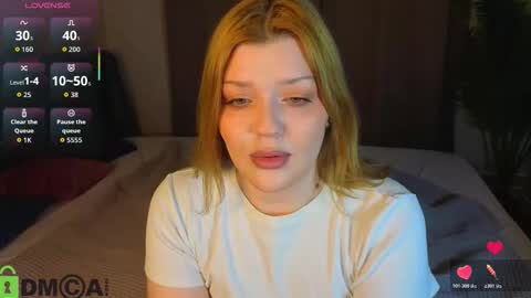 Polly online show from 03.04.26