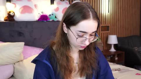 Polly online show from 02.05.26