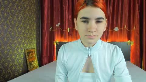 Polly online show from 01.23.25