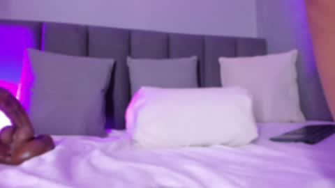 POLLY online show from 02.19.25