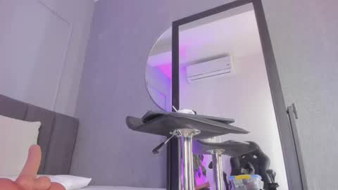 POLLY online show from 10.09.25