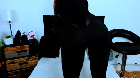 Polly online show from 03.28.26