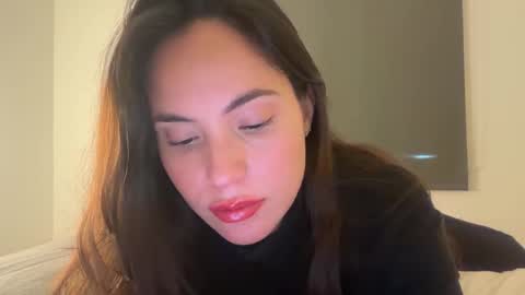 Polly Pocket online show from 11.26.25