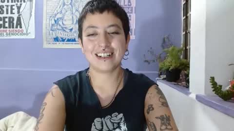 Snapshot of poly_mer chatting on 01.07.25 Poly online show from 01.07.25