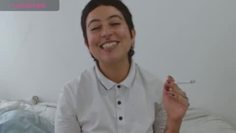 Snapshot of poly_mer chatting on 03.04.25 Poly online show from 03.04.25