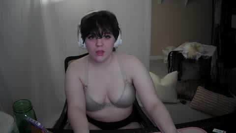Snapshot of popaspuppy chatting on 01.18.25 Puppy online show from 01.18.25