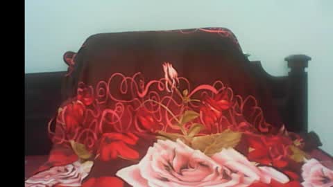 Koko Lar online show from 01.04.25