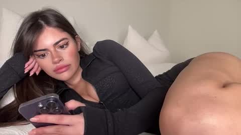 Selena online show from 03.17.26