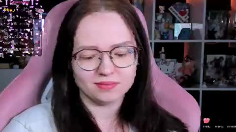 Snapshot of power_robynn chatting on 07.21.26 Robyn online show from 07.21.26