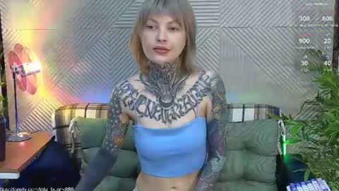 Snapshot of powerrr_ chatting on 06.24.26 Lola online show from 06.24.26