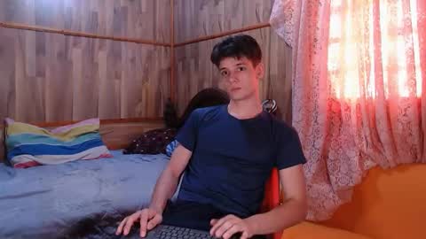 chris independent  online show from 12.08.24