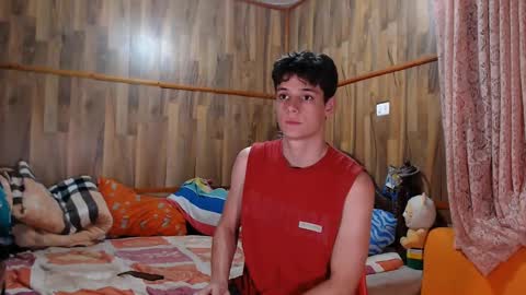 chris independent  online show from 02.05.25