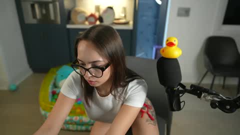 Kylie online show from 09.21.25