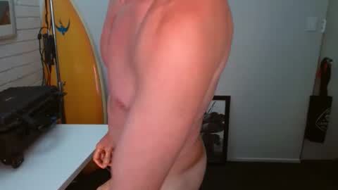 Snapshot of practiceselflove chatting on 10.08.25 practiceselflove online show from 10.08.25