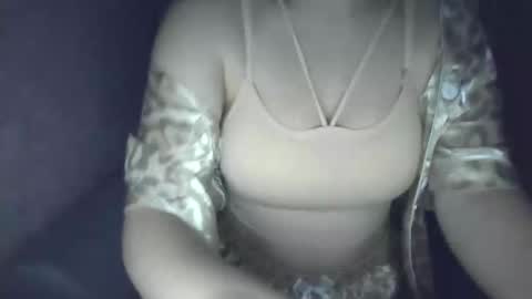 pralinne_ online show from 02.13.25