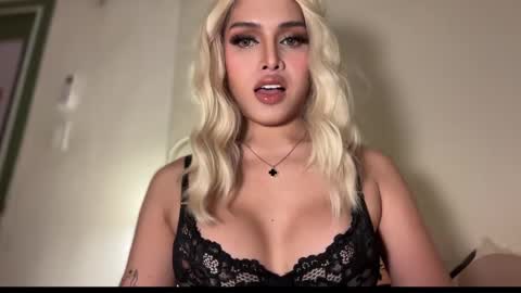 Snapshot of precious_amber69 chatting on 02.05.25 Oh my Amber online show from 02.05.25