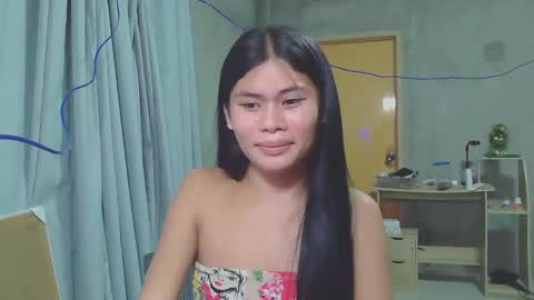 precious_athena online show from 02.17.25