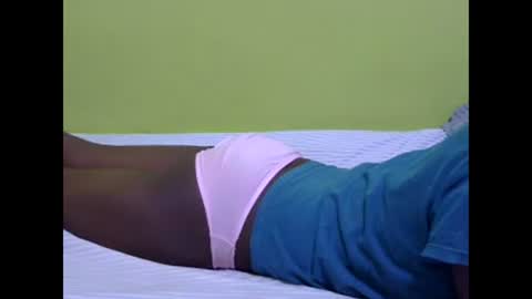 Snapshot of precious_nesh chatting on 02.13.25 precious_nesh online show from 02.13.25