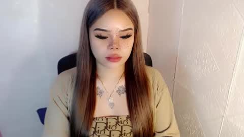 MAXXINE online show from 02.11.25