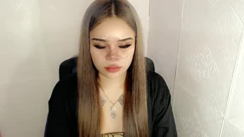 MAXXINE online show from 02.16.25