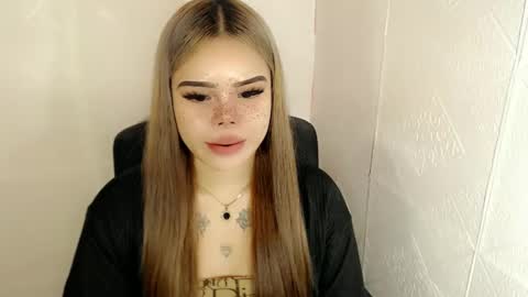 MAXXINE online show from 02.28.25