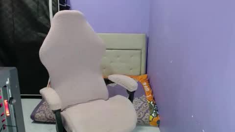 Snapshot of preciousjoan_69 chatting on 03.27.26 preciousjoan_69 online show from 03.27.26