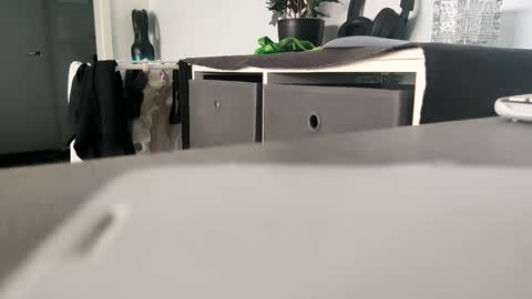 Snapshot of precummilker chatting on 09.10.25 precummilker online show from 09.10.25