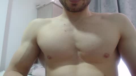 Snapshot of preettyboyx chatting on 12.08.24 JUAN online show from 12.08.24