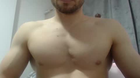 Snapshot of preettyboyx chatting on 12.12.24 JUAN online show from 12.12.24