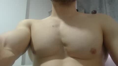 Snapshot of preettyboyx chatting on 12.21.24 JUAN online show from 12.21.24