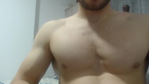 Snapshot of preettyboyx chatting on 12.26.24 JUAN online show from 12.26.24