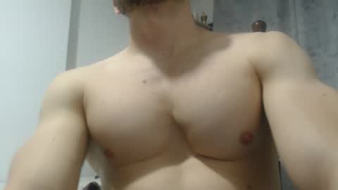 Snapshot of preettyboyx chatting on 12.30.24 JUAN online show from 12.30.24