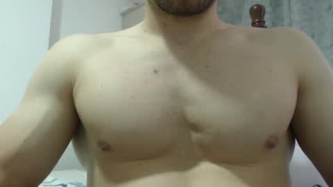 Snapshot of preettyboyx chatting on 01.18.25 JUAN online show from 01.18.25