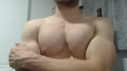 Snapshot of preettyboyx chatting on 02.01.25 JUAN online show from 02.01.25