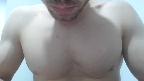 Snapshot of preettyboyx chatting on 02.15.25 JUAN online show from 02.15.25