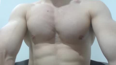 Snapshot of preettyboyx chatting on 02.15.25 JUAN online show from 02.15.25