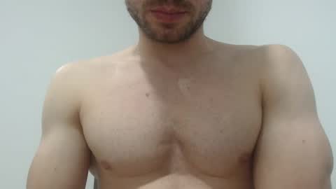 Snapshot of preettyboyx chatting on 02.17.25 JUAN online show from 02.17.25