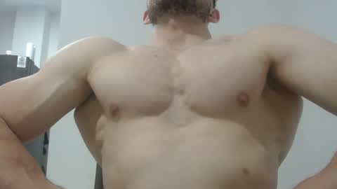 Snapshot of preettyboyx chatting on 02.20.25 JUAN online show from 02.20.25