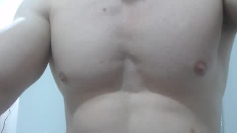 Snapshot of preettyboyx chatting on 02.28.25 JUAN online show from 02.28.25