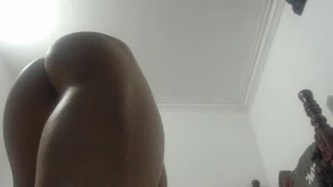 Snapshot of preettyboyx chatting on 09.17.25 JUAN online show from 09.17.25